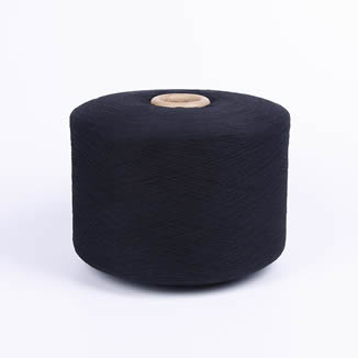 30/1 recycled cotton and polyester yarn